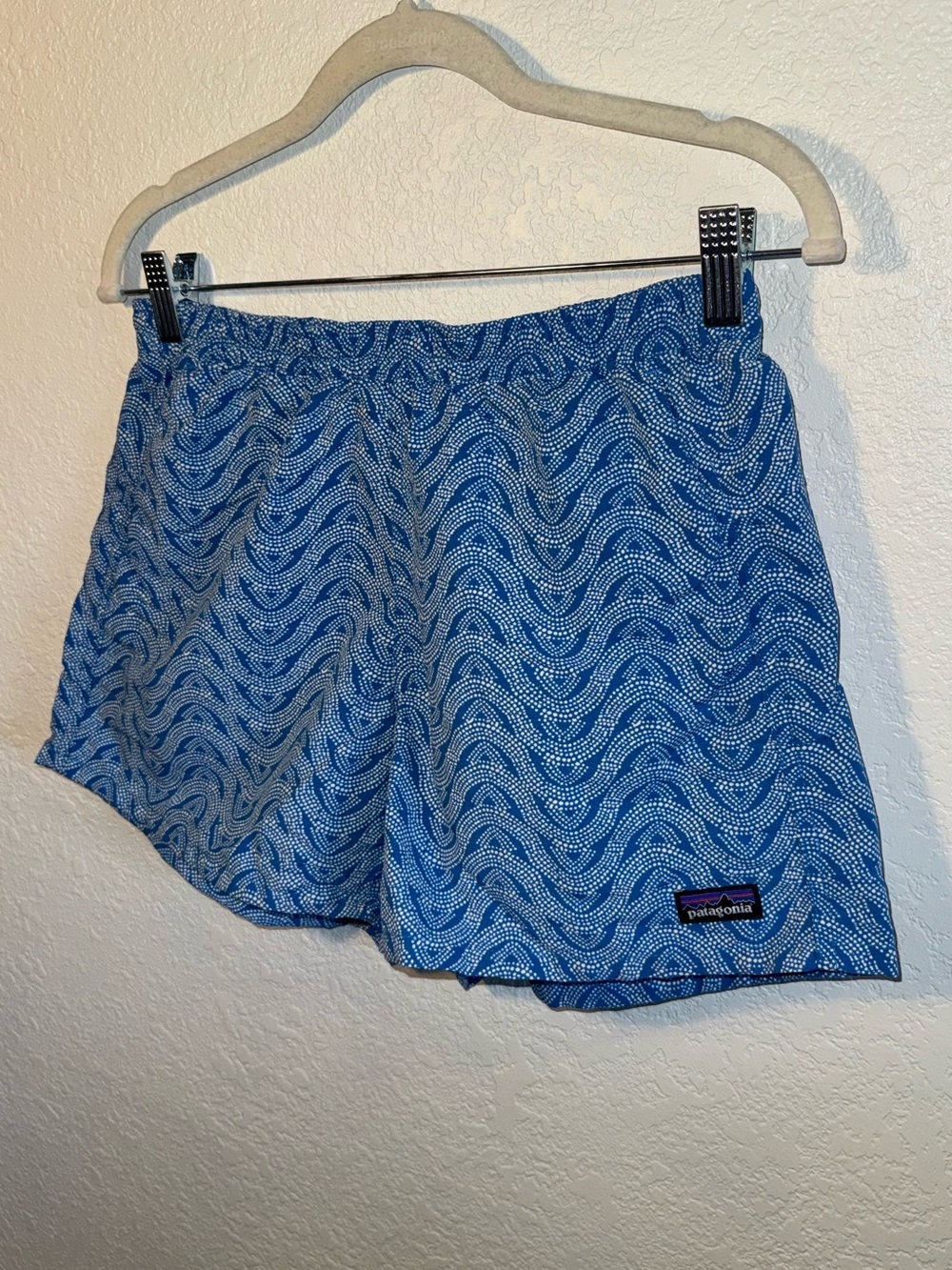 Patagonia Blue Wave Pattern Recycled Nylon Baggies Active Shorts Tie Waist Small